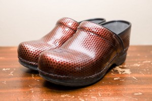 dansko non slip shoes