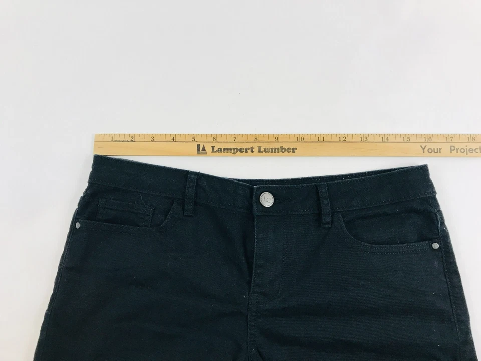 Pantalones Cortos LC Lauren Conrad Para Mujer Talla 6 Negros Denim Tiro Medio Lavado Oscuro Dobladillo con Puños Foto 3 de 4