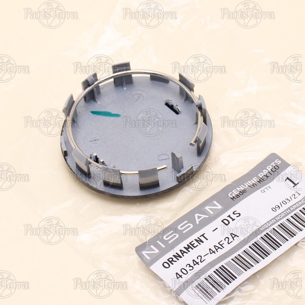 パーツ rfx8 Genuine OEM Nissan 40342-4AF2A Wheel Center Cap (1) Black
