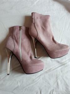 high heels in pink colour