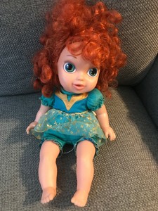 princesa valiente muñeca