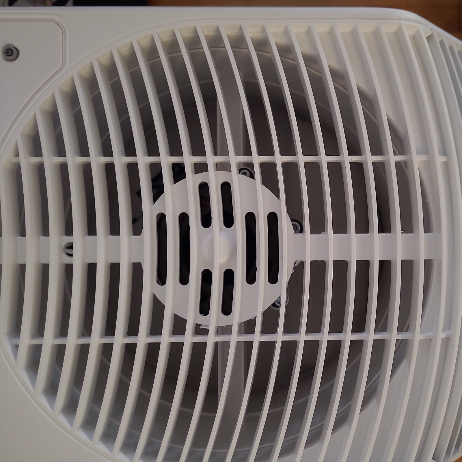AirCare 831 000 LARGE HOME SPACE SAVER EVAPORATIVE AIR HUMIDIFIER 1119668
