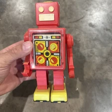 Soviet Vintage Toy Robot Transformer Wind Up Rare Collectible Walking Robot 