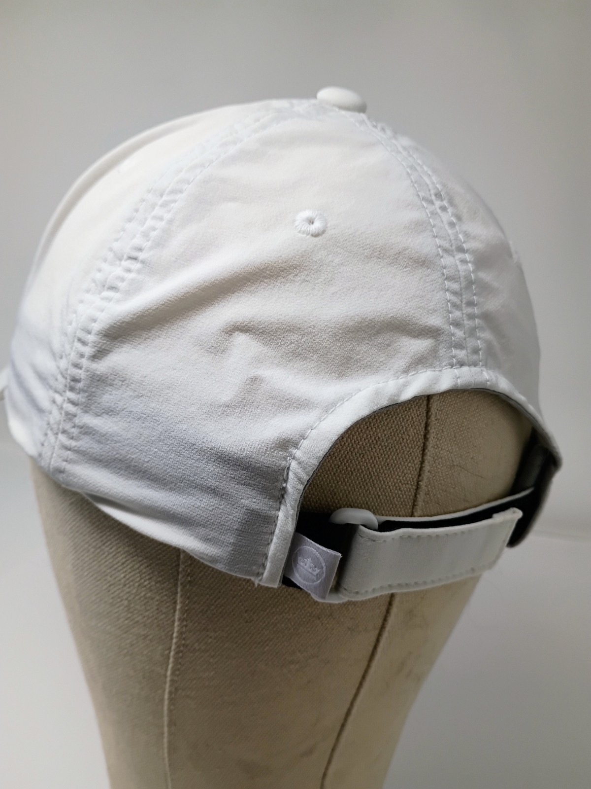 Peter Millar Off-Set Crown Performance Hat White … - image 5