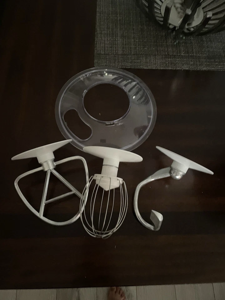 Pink Mixer | SENCOR 4.2 Qt. 6-Speed Stand Mixer 600W w/ Pouring shield. - Image 2 of 4