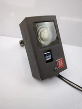 Vintage L498 Honeywell 5" Combination Fan ,Limit Control 1" Width, L498B14X0A3