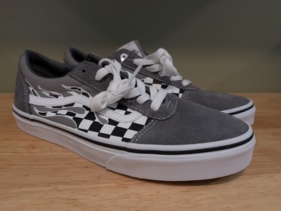 Van's Ward Flame Check Size 6 Youth, Pewter/White, NIB!