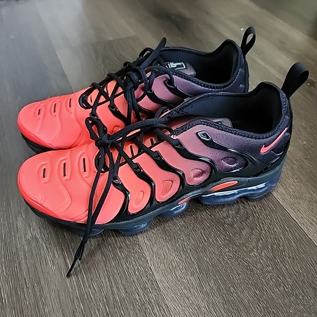 Sz 12 Nike Air Vapormax Plus Black Bright Crimson DZ4857-001