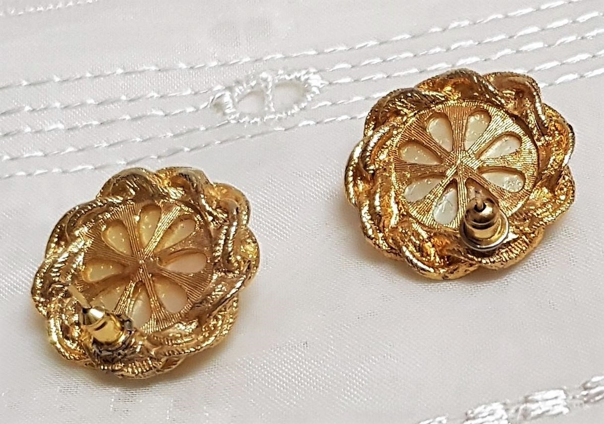 Boucles D'oreilles Vintage Perles En Verre Nacré Sur Métal Doré - Occasion - Fermoir Clous