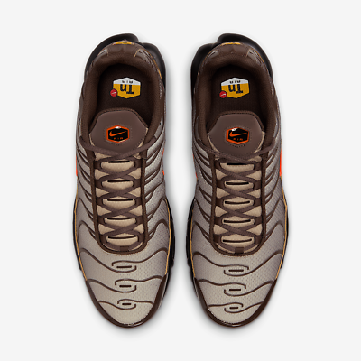 メロロ様 ブーム Sダークブラウン NIKE Air Max Plus DM0032-200 Baroque Brown Khaki Black Safety