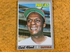 V8-27 BASEBALL CARD - CURT FLOOD - PHILADELPHIA PHILLIES - 1970 TOPPS -CARD #360