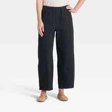 Women's Mid-Rise Barrel Leg Pull-On Pants - Universal Thread