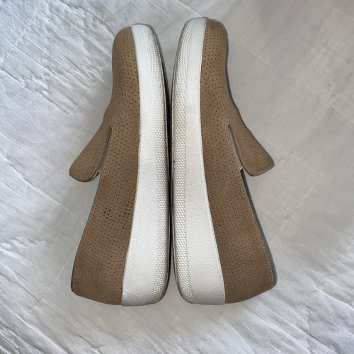 Fitflop Beige Sued Loafer Size 4 EUC - Picture 7 of 10