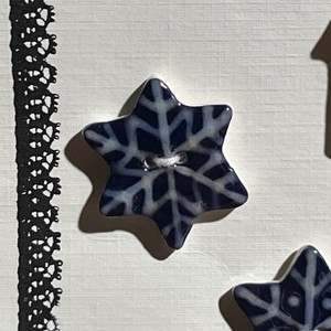 5 pc Albe Creations Vintage Hand Painted Ceramic Buttons 1988, House/Showflakes