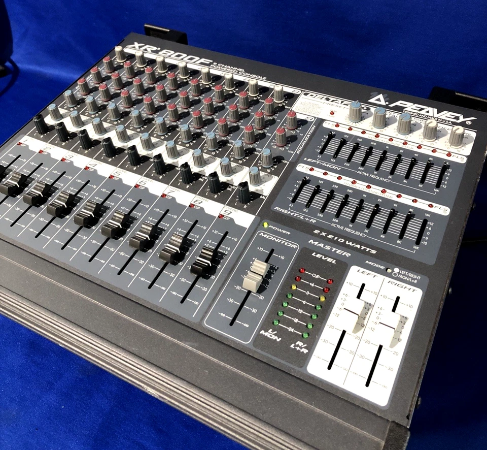 Peavey XR 800F 9 Channel Powered Mixing Console Amplifier   ✅  TESTED  ✅ - Image 2 of 4