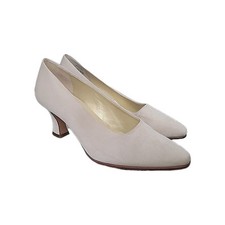 Vintage Women's Nine West Dalton Ivory Satin Pumps Chunky Heels Shoes size 7.5M