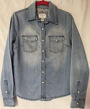 FOREVER 21 DENIM, Women's S, Light Blue Denim Shirt, Snap Front, Never Worn