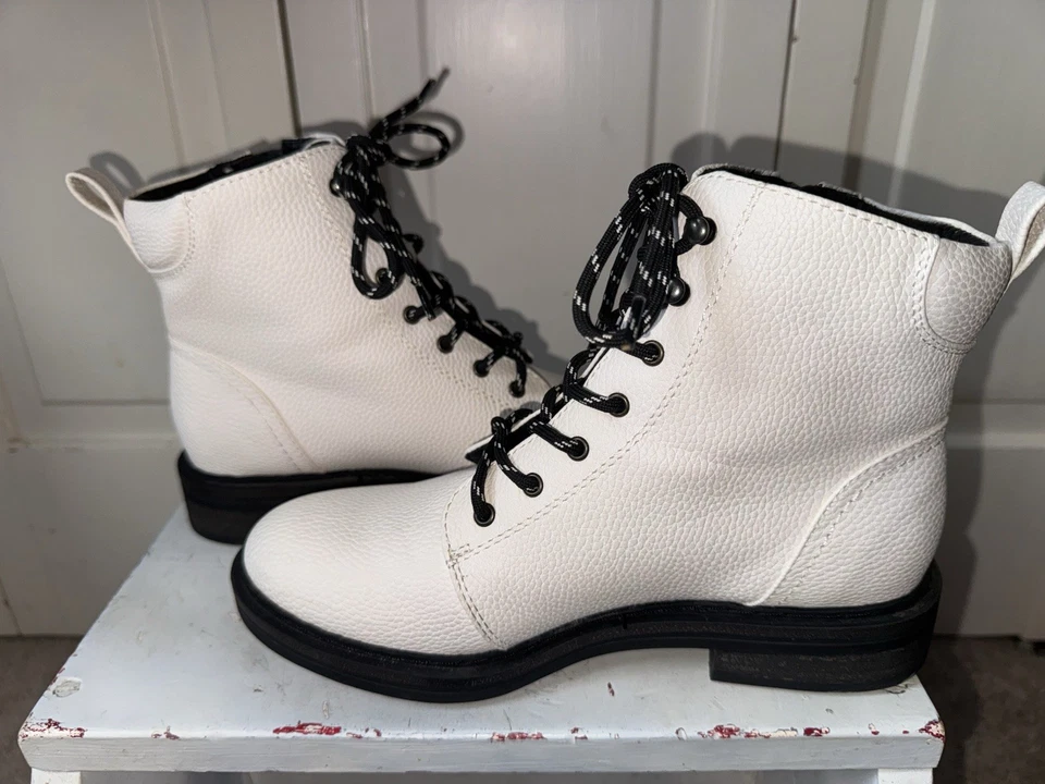 Botas de combate Baretraps Amysue talla 7M de cuero blanco con cremallera con cordones tacón ancho para mujer Foto 3 de 4