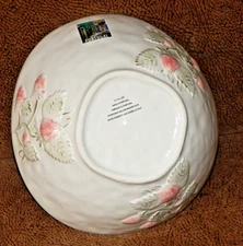 NOCAL LDA Portugal Large Pasta Salad Serving Bowl 10.5” Embossed Strawberry NWT