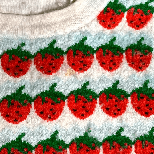 Levi’s Sweetie Strawberry Strick Pullover Weste rot grün weiß bedruckt Rundhals - Bild 3 von 9