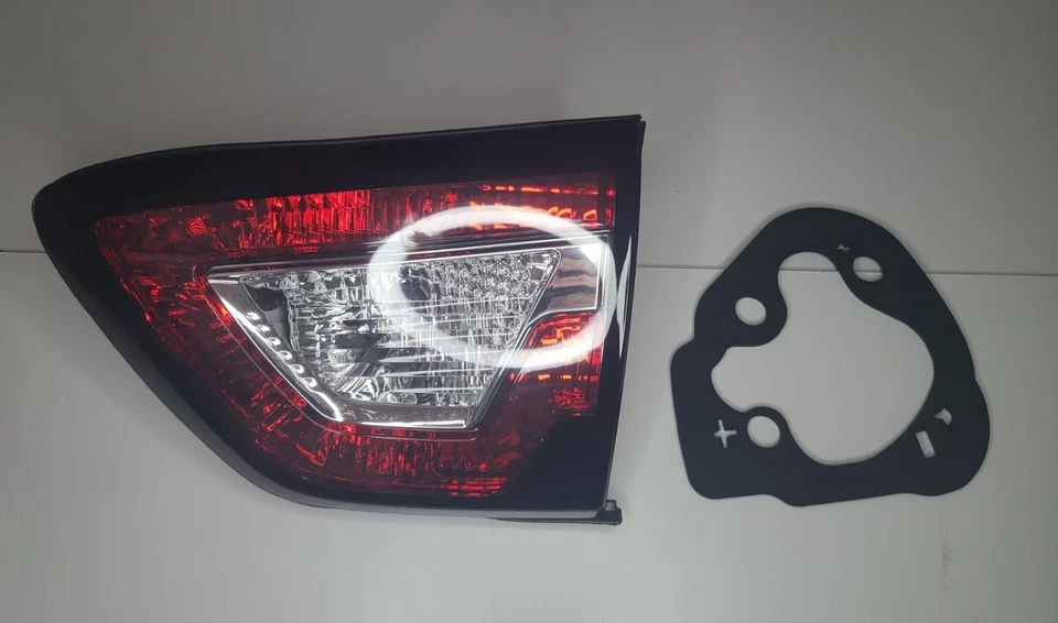 Luz trasera para Chevrolet Traverse 2013-17 halógena interior derecha con bombilla CAPA Foto 3 de 4