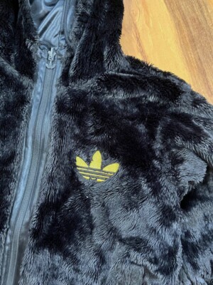 Adidas Chile 62 Black Faux Fur Hooded Reversible Jacket Coat Mens