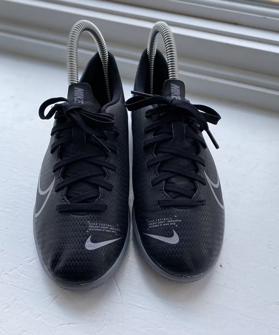Nike Mercurial Vapor 13 Club IC Black Cool Gray Size 3.5Y