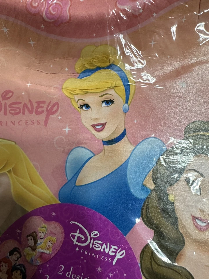 "Platos de fiesta de princesas Disney 2004 de colección 8 3/4"" en forma de corazón sello cumpleaños NUEVO Foto 3 de 4