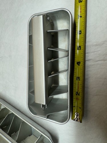 (2) Ice Cube Trays Aluminum Quick Release Lever 14 cubes Vintage SeaRay(Japan) - Picture 7 of 7