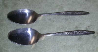 2 ~  Customcraft ~ CUS5 ~ FLORAL ~ Stainless ~ OVAL SOUP SPOONS