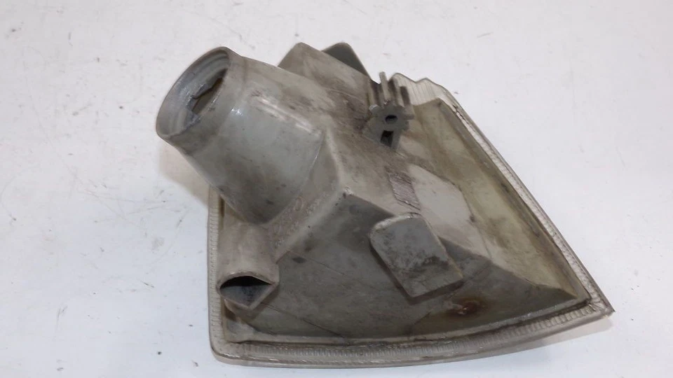 Freccia anteriore Opel Vectra A 1991 AOJ80747 - Immagine 2 di 4