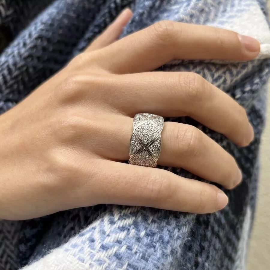 Bague chanel avec logo sale