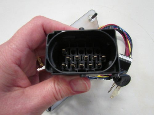 SEA RAY IGNITION & SWITCH PANEL 85251456 W/ PLUG 8 13/16" X 4 13/16" MARINE BOAT - Picture 5 of 12