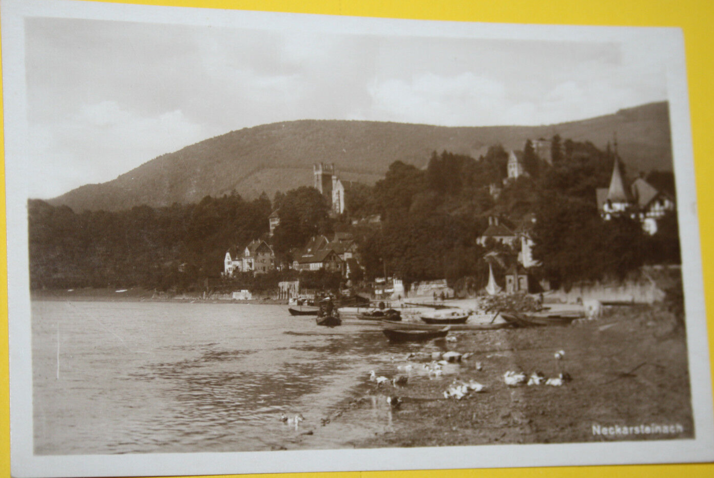 Bild 1 von 2
