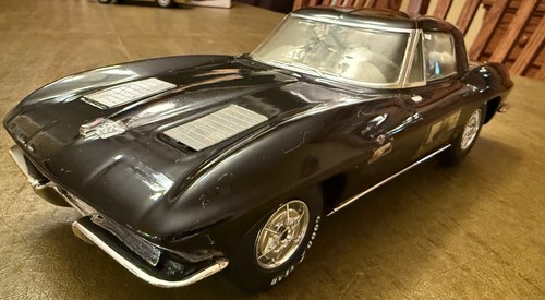 Jim Beam Pennsylvania Black 1963 Corvette Stingray Decanter READ - Picture 2 of 10