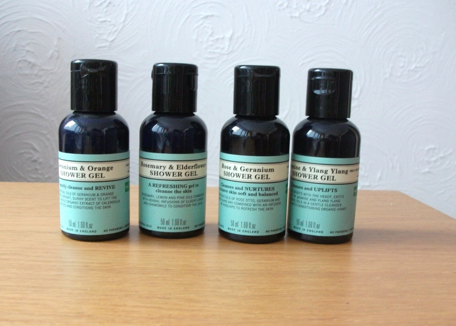 Neal's Yard Remedies 3x Hand Creams, 4x Shower Gels, 1 Daily Moisture