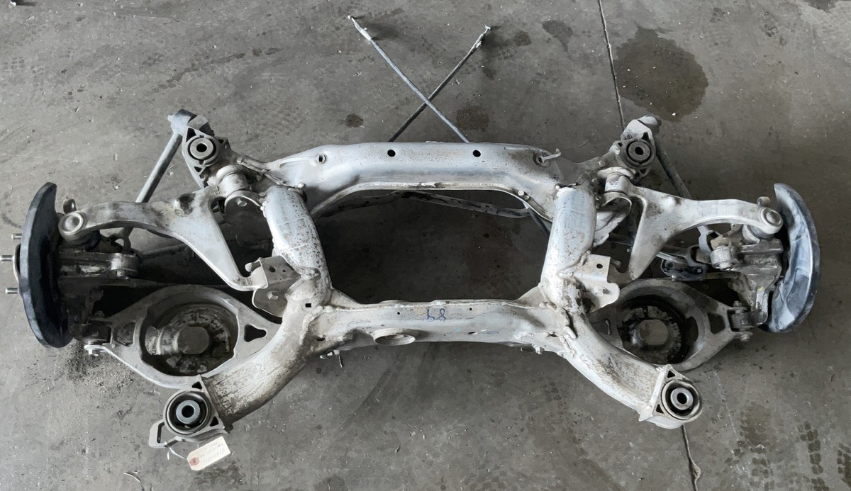 03-06 Infiniti G35 Sedan Rear Subframe Crossmember Complete