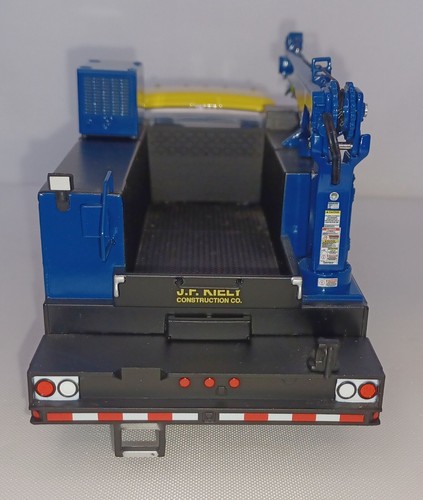 First Gear Diecast 1/34 2015 Dodge Ram 5500 w/ Service Body J.F. Kiely USED. - Picture 8 of 12