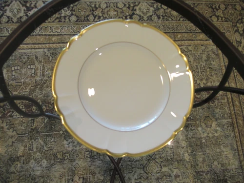 Haviland & Parlon Colette Gold 8 5/8” Salad Dessert Porcelain Plate France
