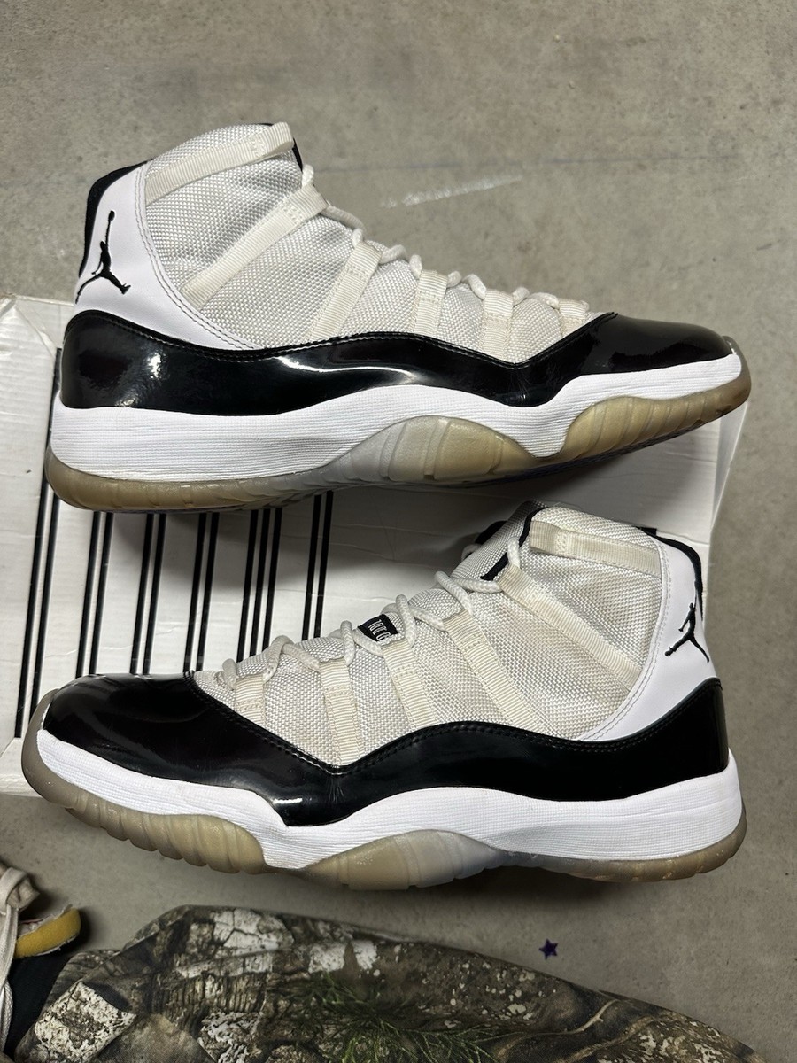 Air Jordan 11 Retro Concord 2011 Black White Playoff - Size 12