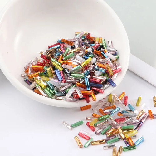 300pcs Twist Bugle Beads 11/0 Helical Seed Beads 2x6mm for Dress Jewelry DIY - Picture 5 of 27