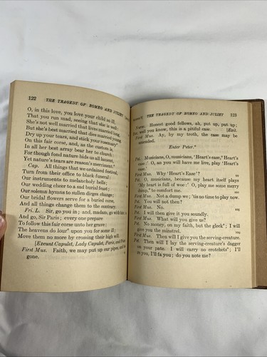 Shakespeare's - ROMEO AND JULIET - 1922- Macmillan Company ( Pocket Size) - Picture 11 of 12
