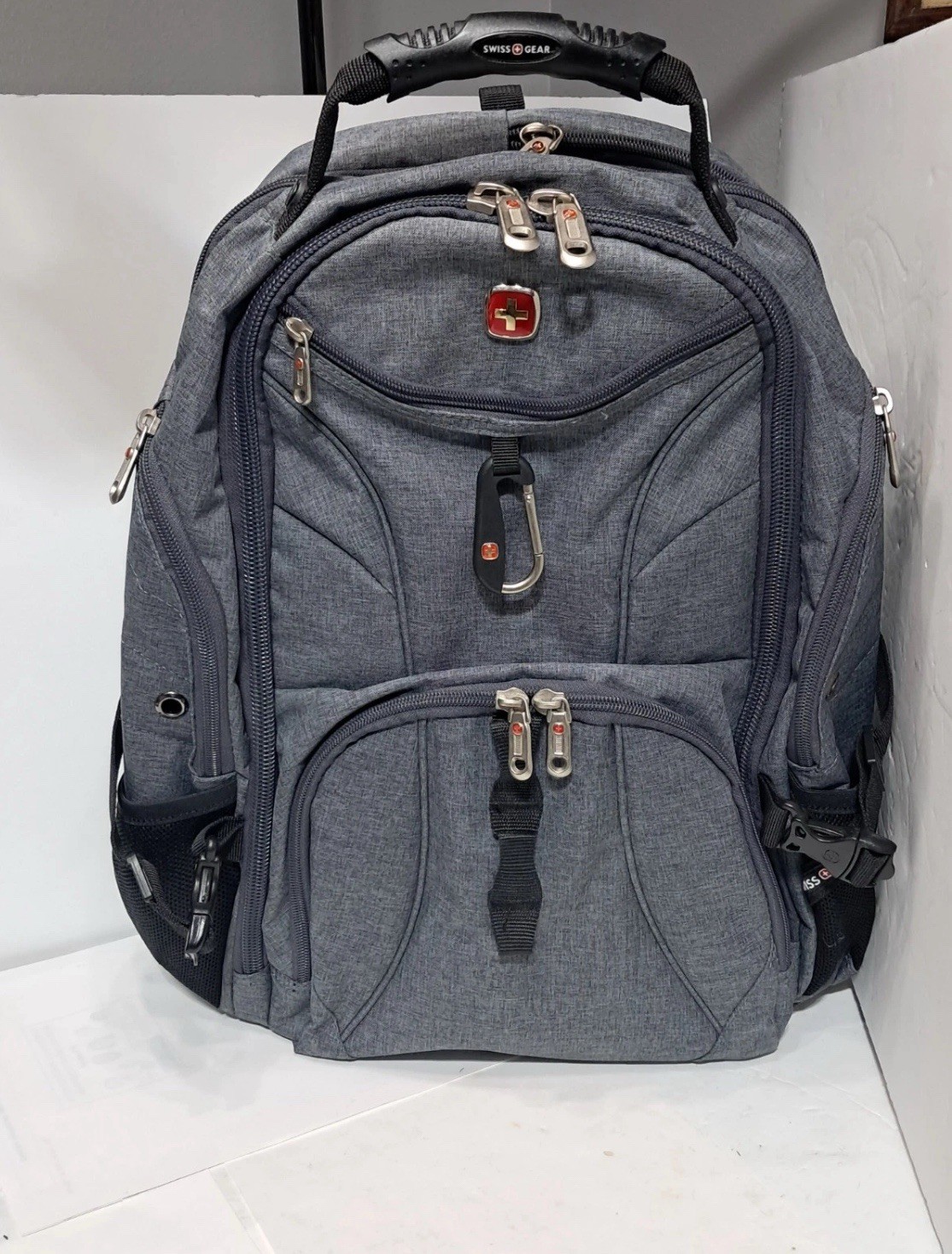 SWISS GEAR ScanSmart Laptop Backpack-Gray and Black Multiple