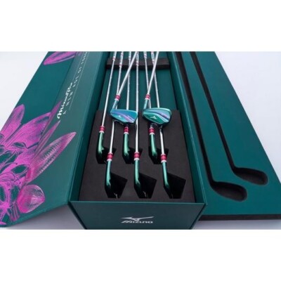 Mizuno トスマシン 緑色 レール付き 2024 Masters Limited Edition Mizuno Pro 241 Azalea Irons 3-PW US