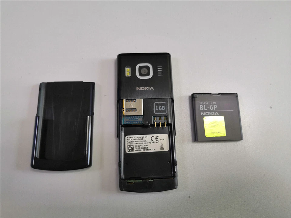 Original Nokia 6500 Classic MP3 Bluetooth Unlocked 3G UMTS 850/2100 Mobile Phone - Image 3 of 4