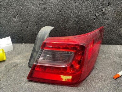 2015-2019 Subaru Legacy Sedan Right Passenger Tail Light Lamp Quarter Mounted