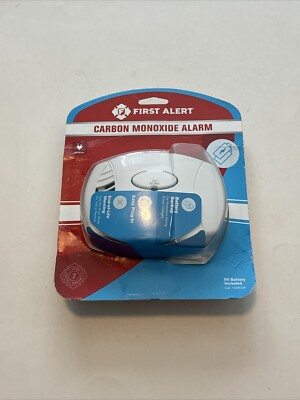 First Alert CO605 Carbon Monoxide Plug-In Alarm Open Box Battery Included