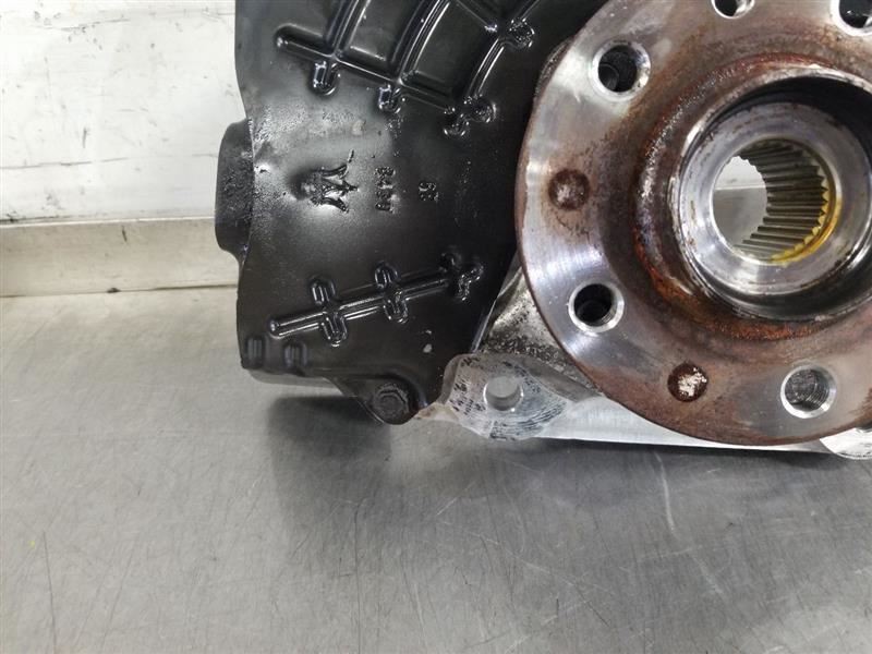 Maserati Levante 2019-2019 front/right Steering knuckle