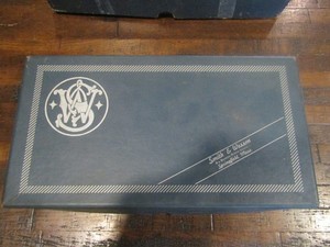 VINTAGE SMITH & WESSON .22 AUTOMATIC MODEL 41  BOX