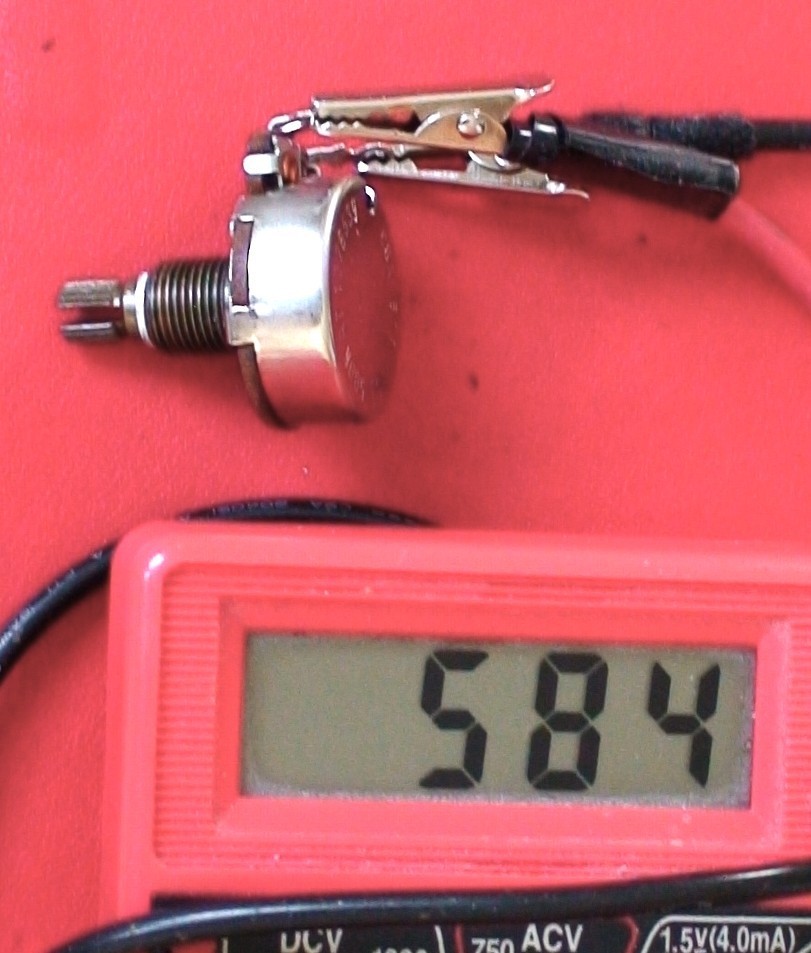 (1) VINTAGE 1965 GIBSON CTS 500K AUDIO MEDIUM SHAFT POT POTENTIOMETER VERY GOOD